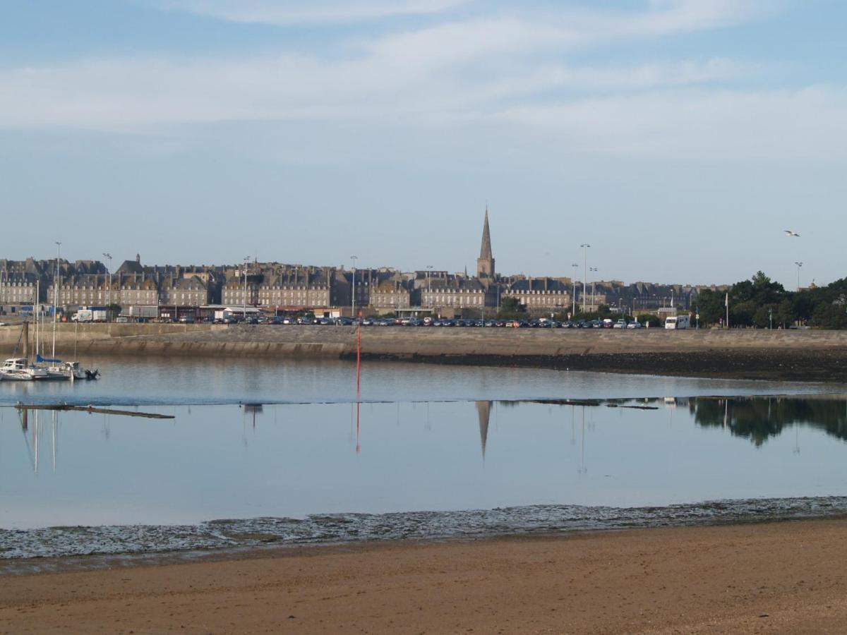 Appart Rocabey Dubreuil, 4 Pers Avec Parking Apartment Saint-Malo
